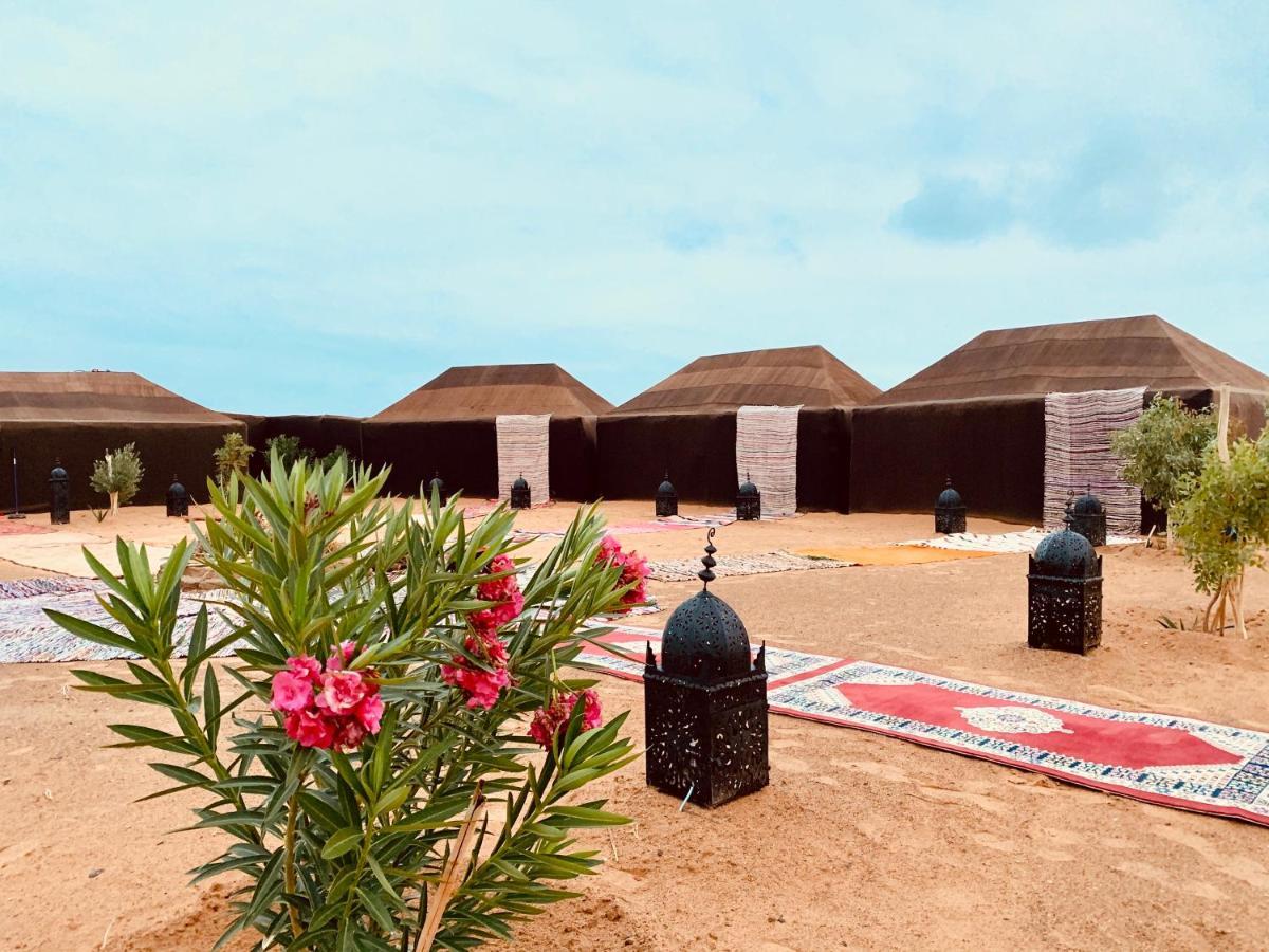 Merzouga Glamping Camp Exteriör bild