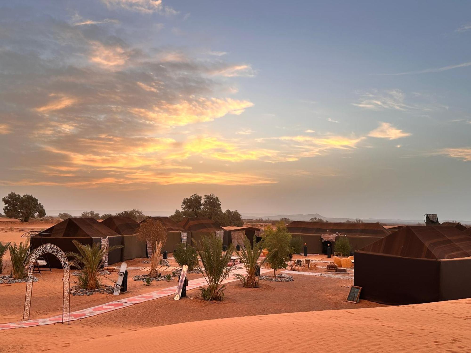Merzouga Glamping Camp Exteriör bild